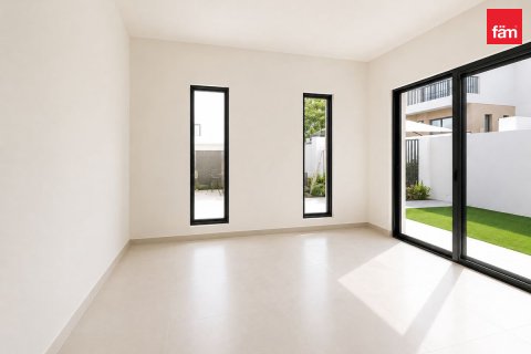 4 bedrooms Townhouse in Dubai, UAE No. 203595