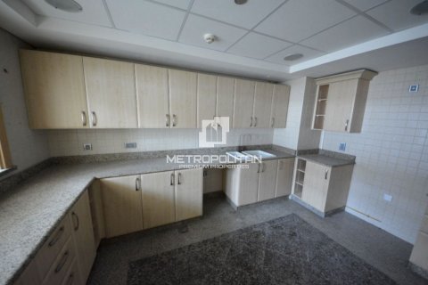 4 bedrooms Penthouse in Shoreline Apartments, UAE No. 78059 7