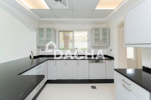 5 bedrooms Villa in Meadows, UAE No. 165691 14