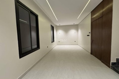 Квартира с 4 спальнями в Эр-Рияд, Саудовская Аравия №60576 10