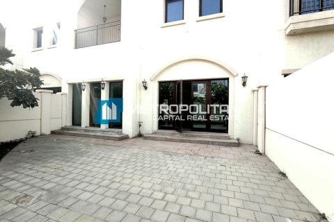 Villa de 3 dormitorios en Abu Dhabi, UAE No. 149770 11