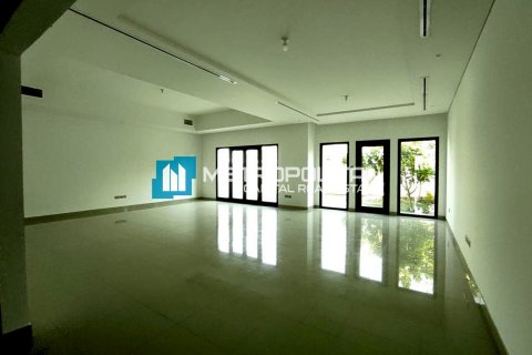 Villa de 3 dormitorios en Abu Dhabi, UAE No. 149770 10