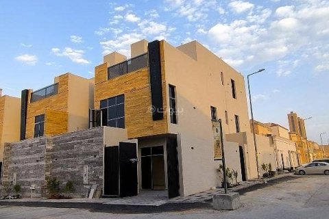 7 غرفة نوم  فيلا في مدينة الرياض, السُّعُودِيَّة رقم 62538