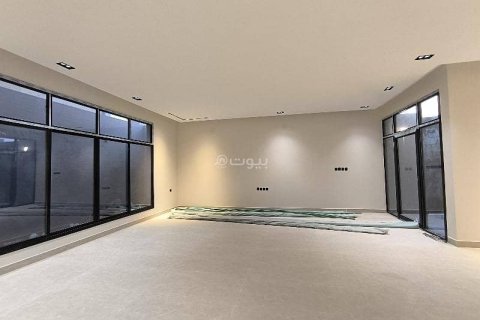 Villa de 7 chambres à Riyadh, Saudi Arabia No. 62538 10
