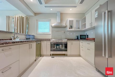 4 غرف نوم فيلا في Al Furjan, الإمارات العربية المتحدة رقم 165047 8