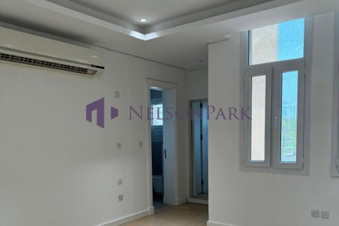 Villa de 4 dormitorios en Doha, Qatar No. 58534 11