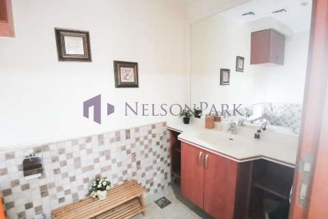 2 bedrooms Apartment in Doha, Qatar No. 60846 21