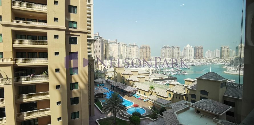2 bedrooms Apartment in Doha, Qatar No. 60846
