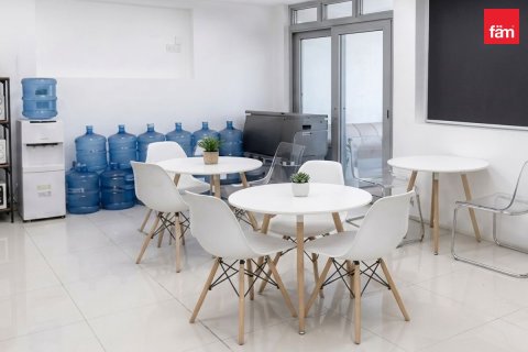 195.7m² Office in Business Bay, UAE No. 187762 8