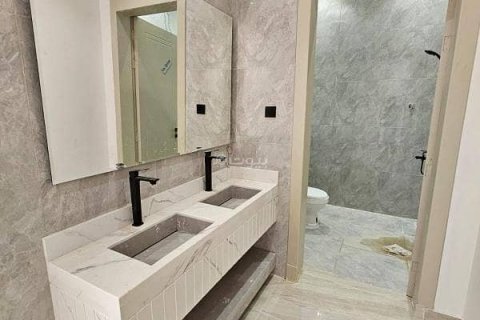 Appartement de 5 chambres à Riyadh, Saudi Arabia No. 60643 9