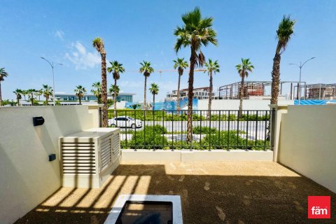 4 bedrooms Townhouse in Dubai, UAE No. 166607