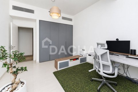 Apartment de 2 dormitorios en The Crescent, UAE No. 198512 14