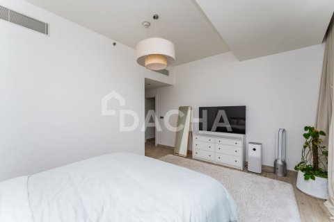 Apartment de 2 dormitorios en The Crescent, UAE No. 198512 8