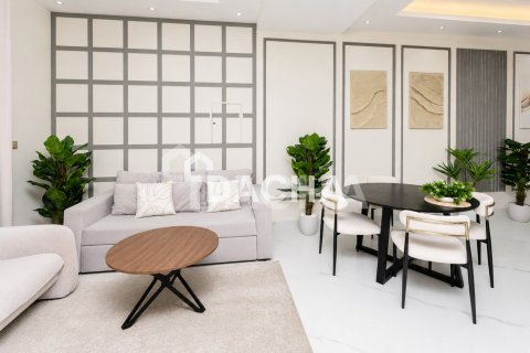 Apartment de 2 dormitorios en DEC Towers, UAE No. 198514 16