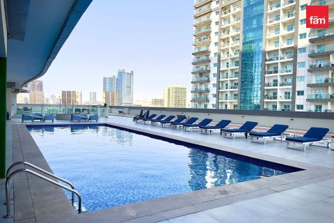 2 bedrooms Apartment in Dubai Sports City, UAE No. 173367