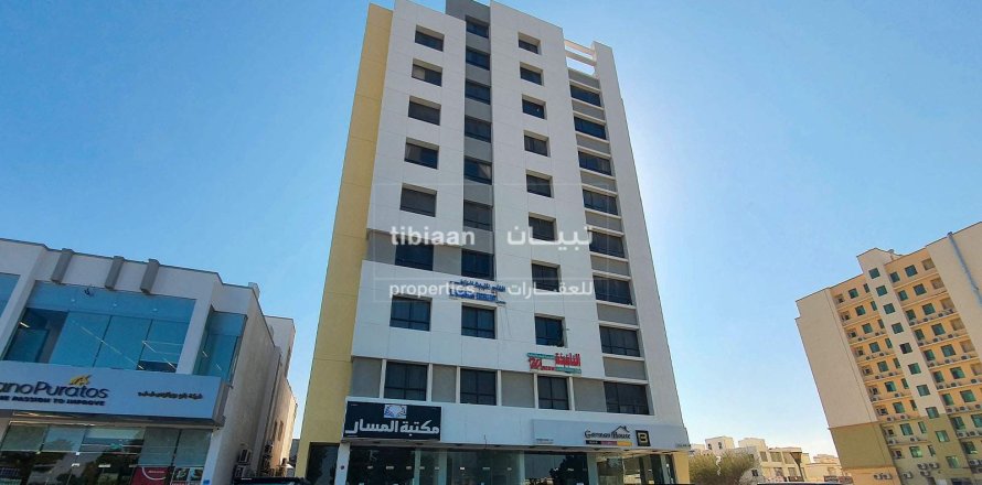 Apartment de 2 dormitorios en As Sib, Oman No. 53712