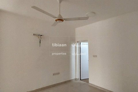 Здание 400м² в Аль Амират, Оман №53826 6