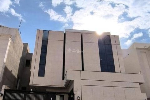 6 bedrooms Villa in Riyadh, Saudi Arabia No. 60152