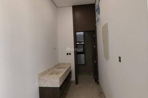Villa de 6 chambres à Riyadh, Saudi Arabia No. 60152 8