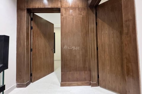 Квартира с 4 спальнями в Эр-Рияд, Саудовская Аравия №60150 4