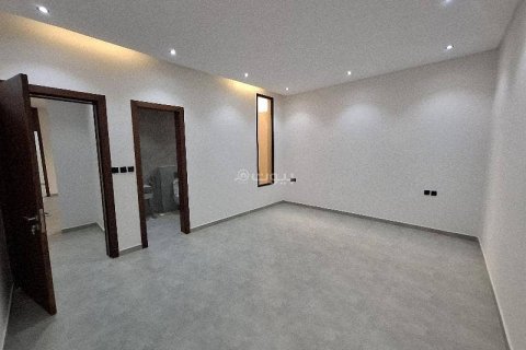 3 bedrooms Apartment in Riyadh, Saudi Arabia No. 67380 13