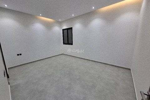 3 bedrooms Apartment in Riyadh, Saudi Arabia No. 67380 10