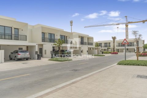 3 bedrooms Townhouse in Town Square, UAE No. 128790 5