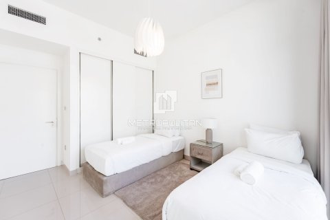 Apartment de 2 dormitorios en EMAAR Beachfront, UAE No. 130073 14