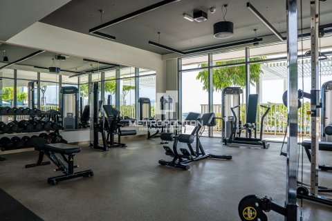 Apartment de 2 dormitorios en EMAAR Beachfront, UAE No. 130073 25