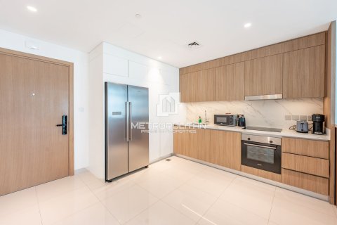 Apartment de 2 dormitorios en EMAAR Beachfront, UAE No. 130073 10