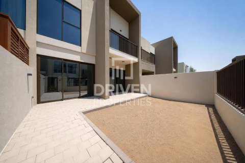 3 غرف نوم فيلا في Villanova, الإمارات العربية المتحدة رقم 202538