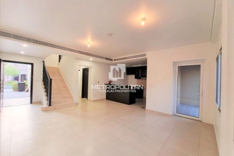Townhouse de 3 chambres à Bella Casa, UAE No. 130048