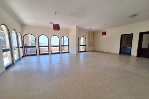 Townhouse de 3 dormitorios en Muscat, Oman No. 54770 3