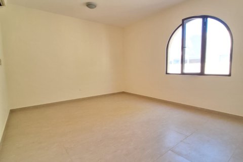 Townhouse de 3 dormitorios en Muscat, Oman No. 54770 9