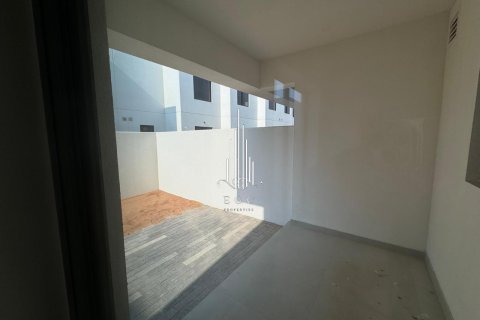 3 bedrooms Townhouse on the Yas Island, UAE No. 37581 14