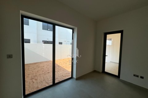 3 bedrooms Townhouse on the Yas Island, UAE No. 37581 16