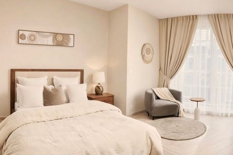 120.8m² Shop in Arjan, UAE No. 166485