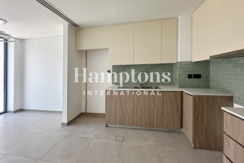 3 bedrooms Townhouse in Sweden, UAE No. 165002 14