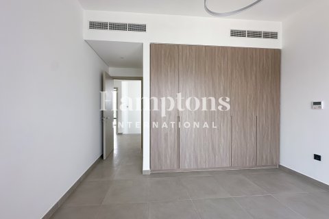 3 bedrooms Townhouse in Sweden, UAE No. 165002 16