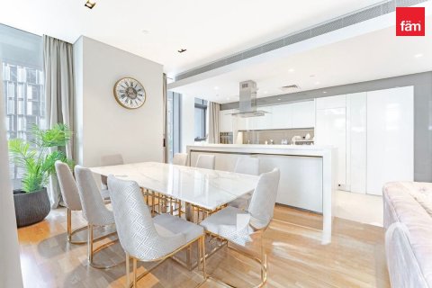 2 bedrooms Apartment in Dubai, UAE No. 208369 3