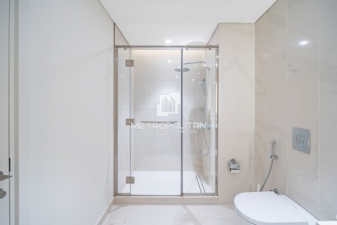 Appartement de 1 chambre à EMAAR Beachfront, UAE No. 128690 20