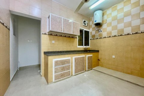 Apartment de 3 dormitorios en Muscat, Oman No. 54734 8