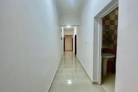 Apartment de 3 dormitorios en Muscat, Oman No. 54734 4