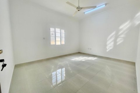 Apartment de 3 dormitorios en Muscat, Oman No. 54734 3