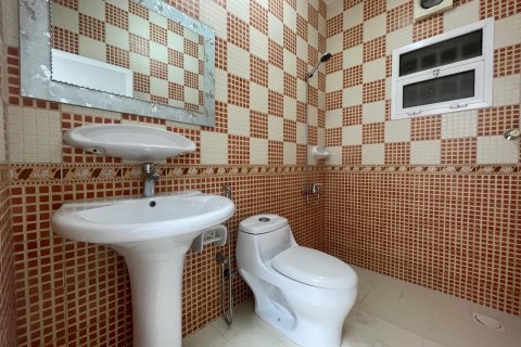 Apartment de 3 dormitorios en Muscat, Oman No. 54734 10