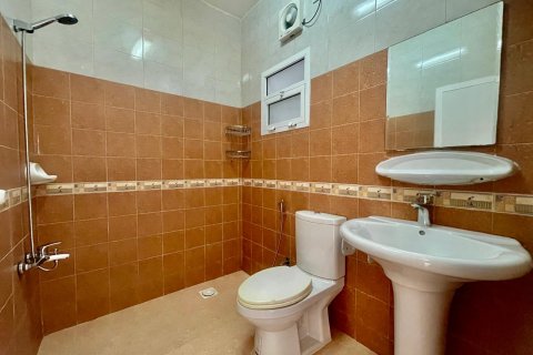 Apartment de 3 dormitorios en Muscat, Oman No. 54734 11