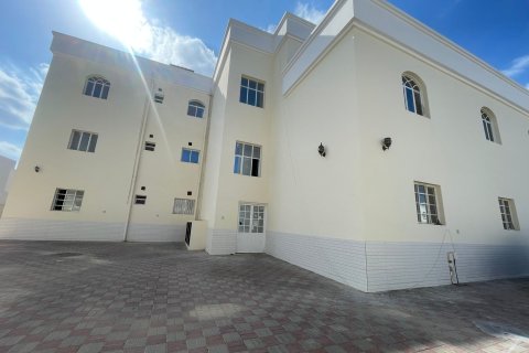 Квартира с 3 спальнями в Маскат, Оман №54734