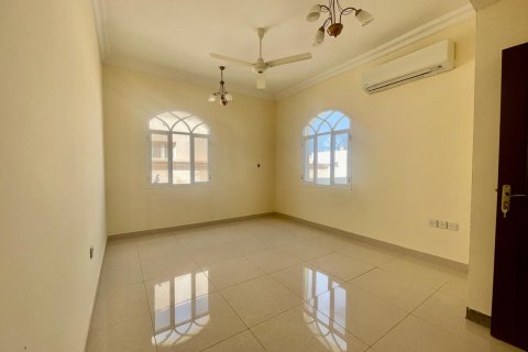 Apartment de 2 dormitorios en Muscat, Oman No. 54735 6