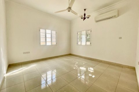 Apartment de 2 dormitorios en Muscat, Oman No. 54735 4