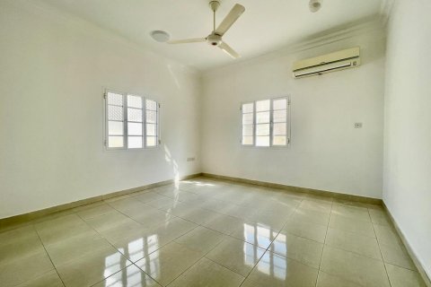 Apartment de 2 dormitorios en Muscat, Oman No. 54735 7